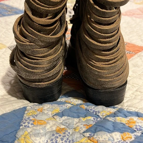 Matisse Distressed Layered Leather Fringe Festival Cowboy Booties - Picture 7 of 12